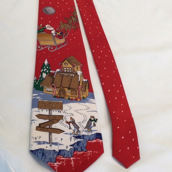 North Pole Santa Clause necktie with penguins. Holiday fun! - Picture 5 of 6
